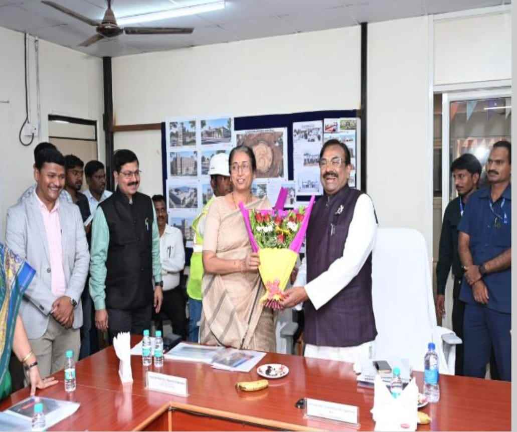 विसापुर एसएनडीटी महाविद्यालय होणार नारी सक्षमीकरणाचे राष्ट्रीय मॉडेल-आमदार सुधीर मुनगंटीवार यांचा विश्वास